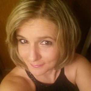 Meet your Posher, Renee